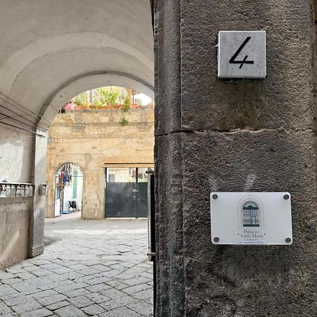 לינה וארוחת בוקר נאפולי Palazzo Santa Maria מראה חיצוני תמונה